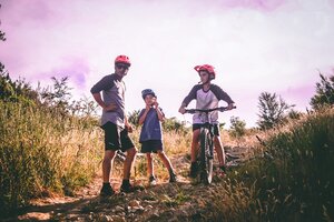 How to Choose Tank Tops for Cycling?