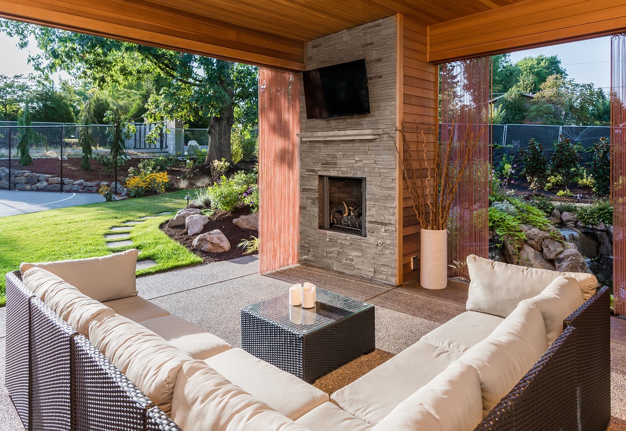 6 Small Tips to Design Your Backyard