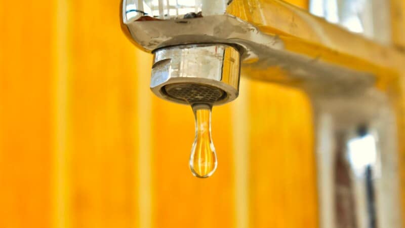 How to Fix a Dripping Faucet: The Ultimate Guide